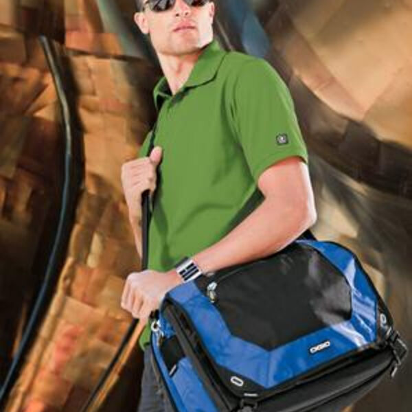 OGIO® CORPORATE CITY MESSENGER. 24.6L Vignette
